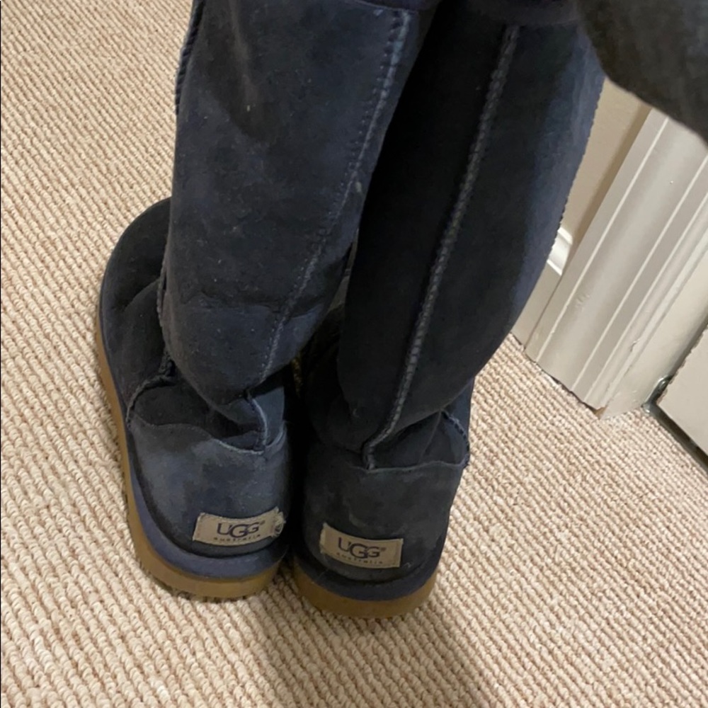 Navy ugh boots